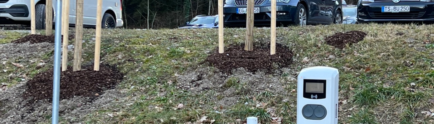 E-Auto Ladestation an der Hochplattenbahn