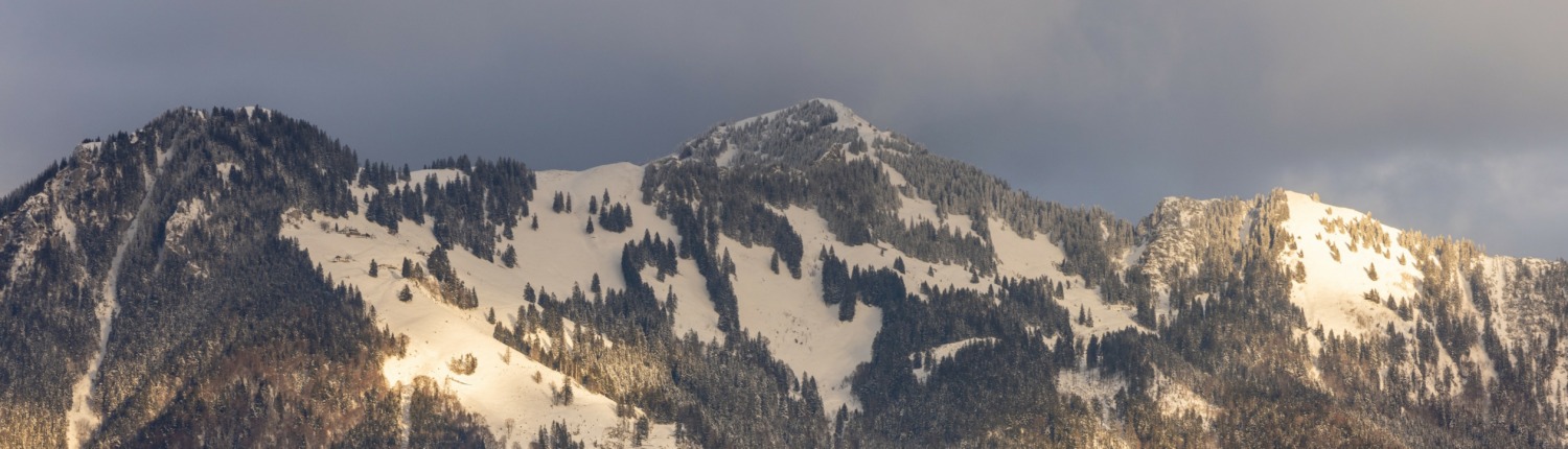 Snowshoe hike to Weitwies Alm
