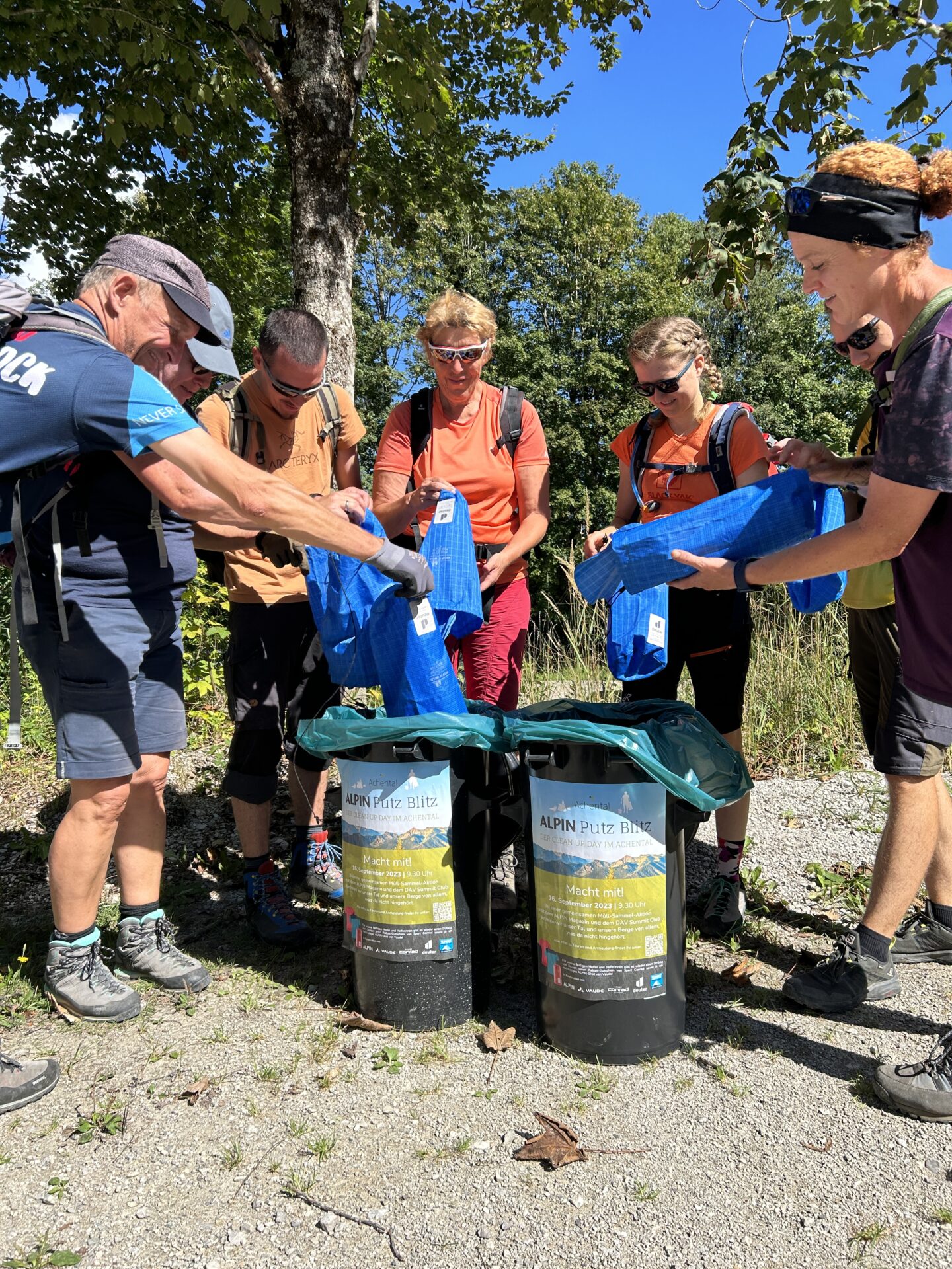 Müll sammeln im Achental